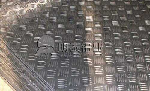 花紋草莓在线观看材 花紋草莓在线观看材