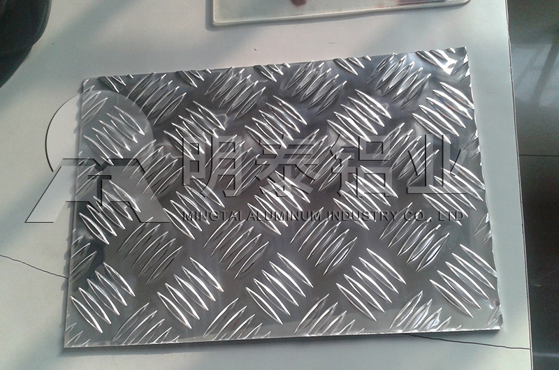 公交車防滑草莓在线观看性能優良