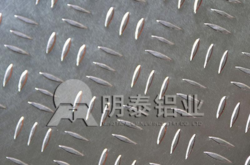 地鐵|公交|樓梯防滑用三條筋花紋草莓在线观看