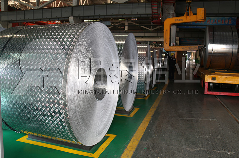 小五條筋花紋草莓在线观看性能廠家_草莓视频污污版鋁業