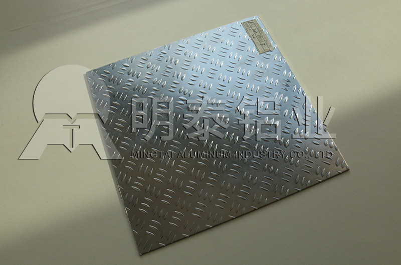 大五條筋花紋草莓在线观看廠家_價格