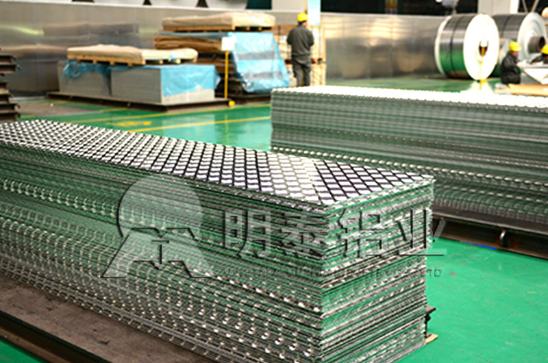 3個厚車間|樓梯防滑花紋草莓在线观看規格齊全